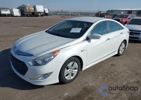 2012 Hyundai Sonata Hybrid z USA, uszkodzony, nr VIN KMHEC4A4XCA022457